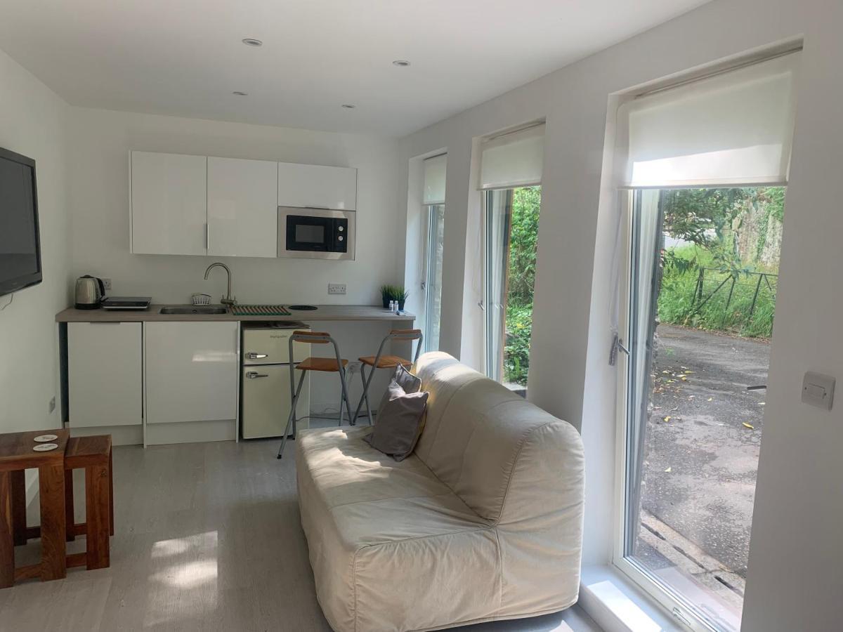 1-Bedroom Apartment Next To University Bridge of Allan Εξωτερικό φωτογραφία