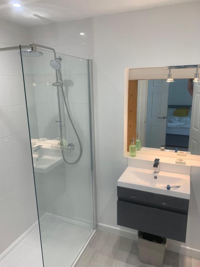 1-Bedroom Apartment Next To University Bridge of Allan Εξωτερικό φωτογραφία