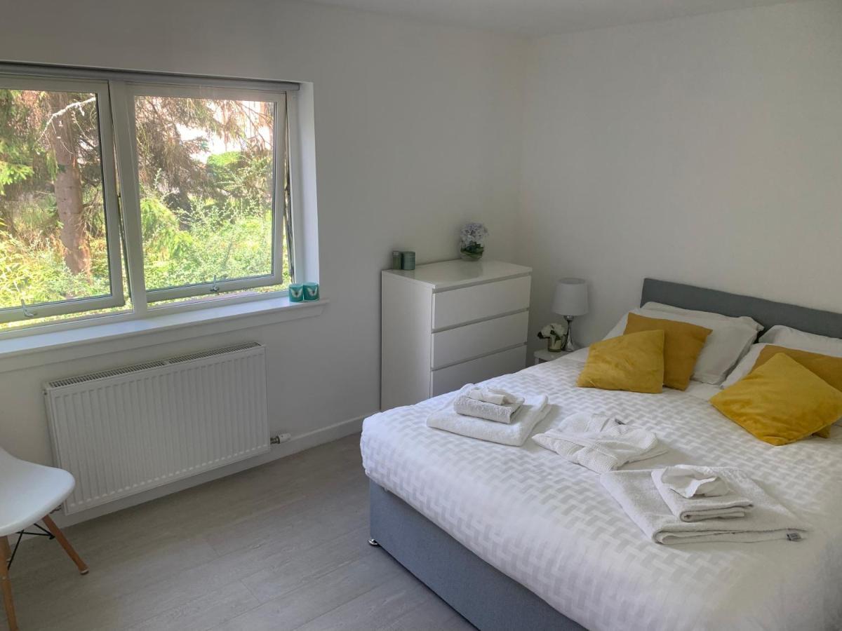 1-Bedroom Apartment Next To University Bridge of Allan Εξωτερικό φωτογραφία